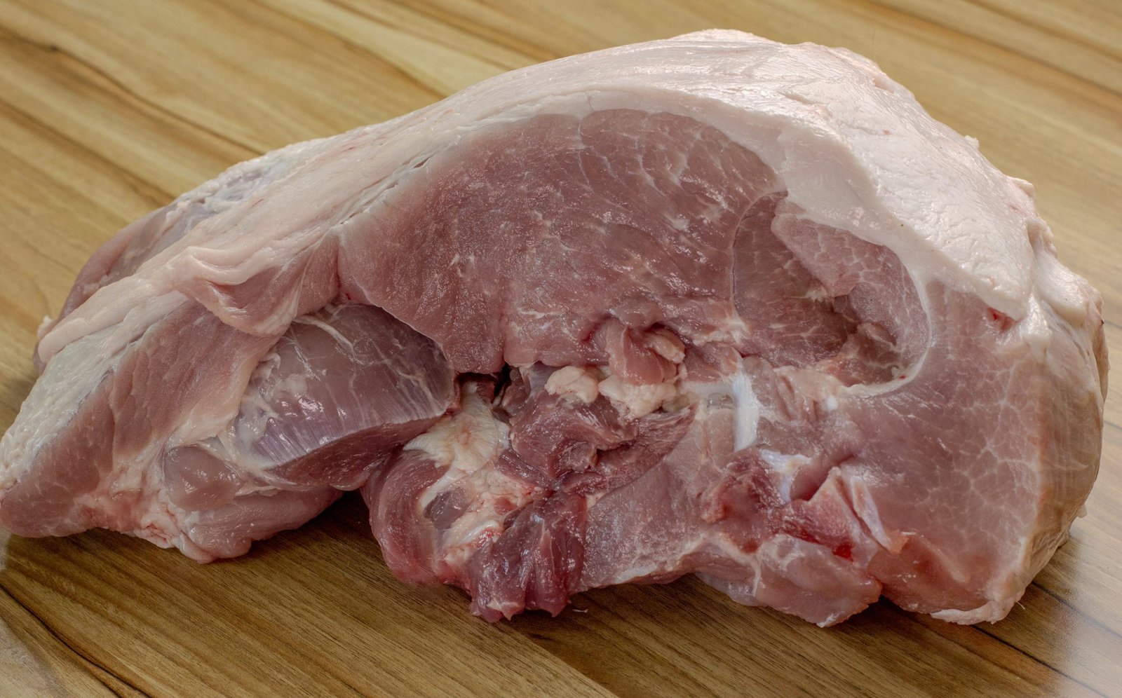 Pernil sem osso e sem Pele