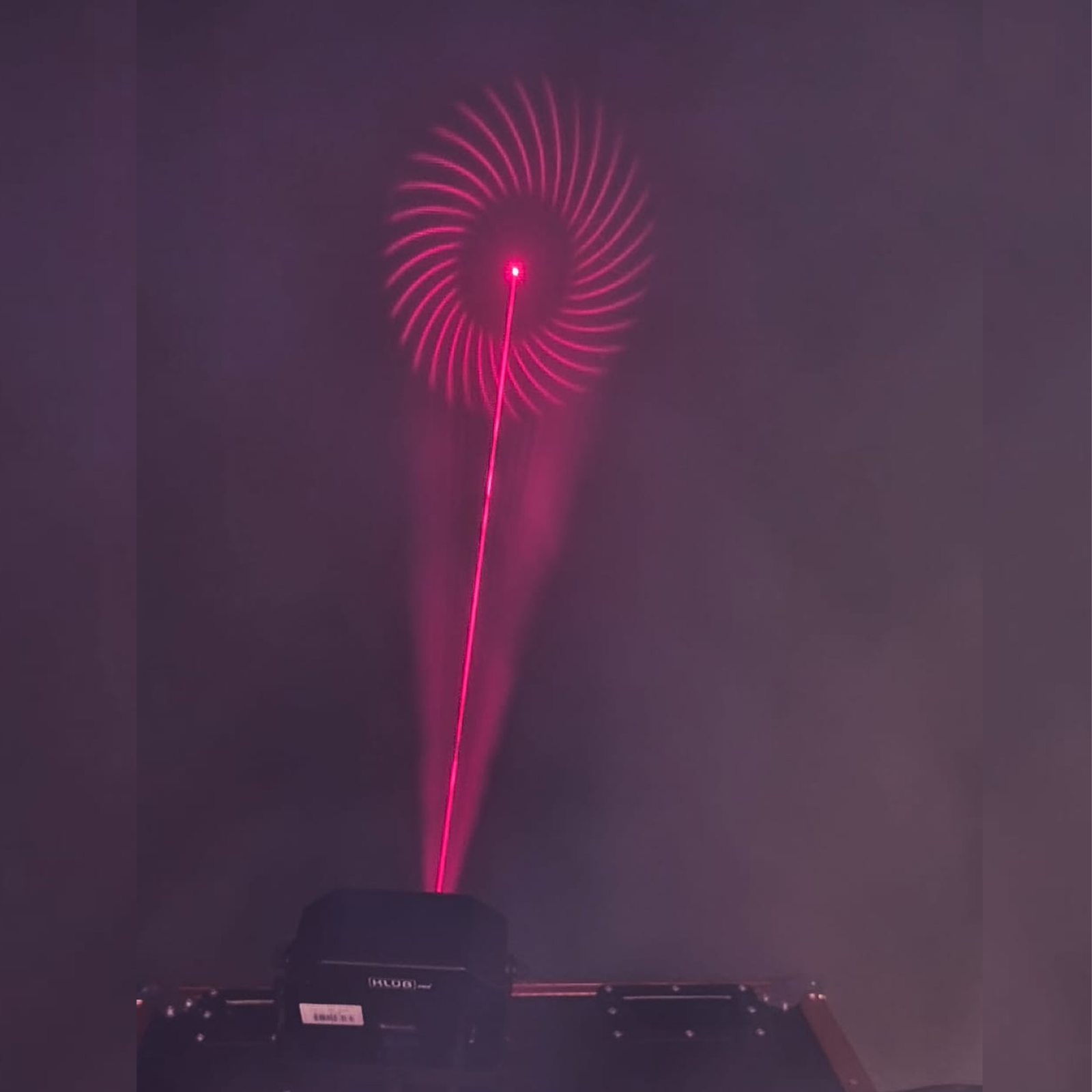 Multi Raio 4IN1 Effect Light – Efeitos Completos em um Só Equipamento - Imagem 12